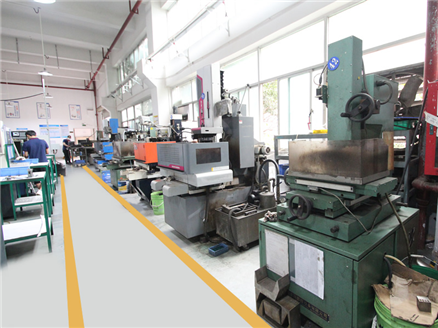 復(fù)合設(shè)備車間